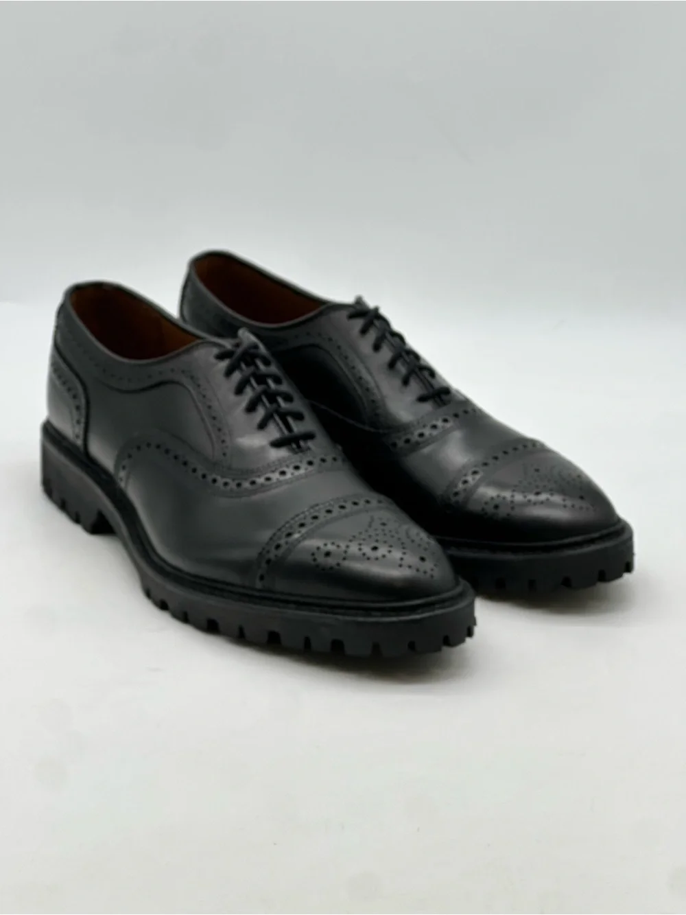Allen Edmonds Black leather shoe. Size 10